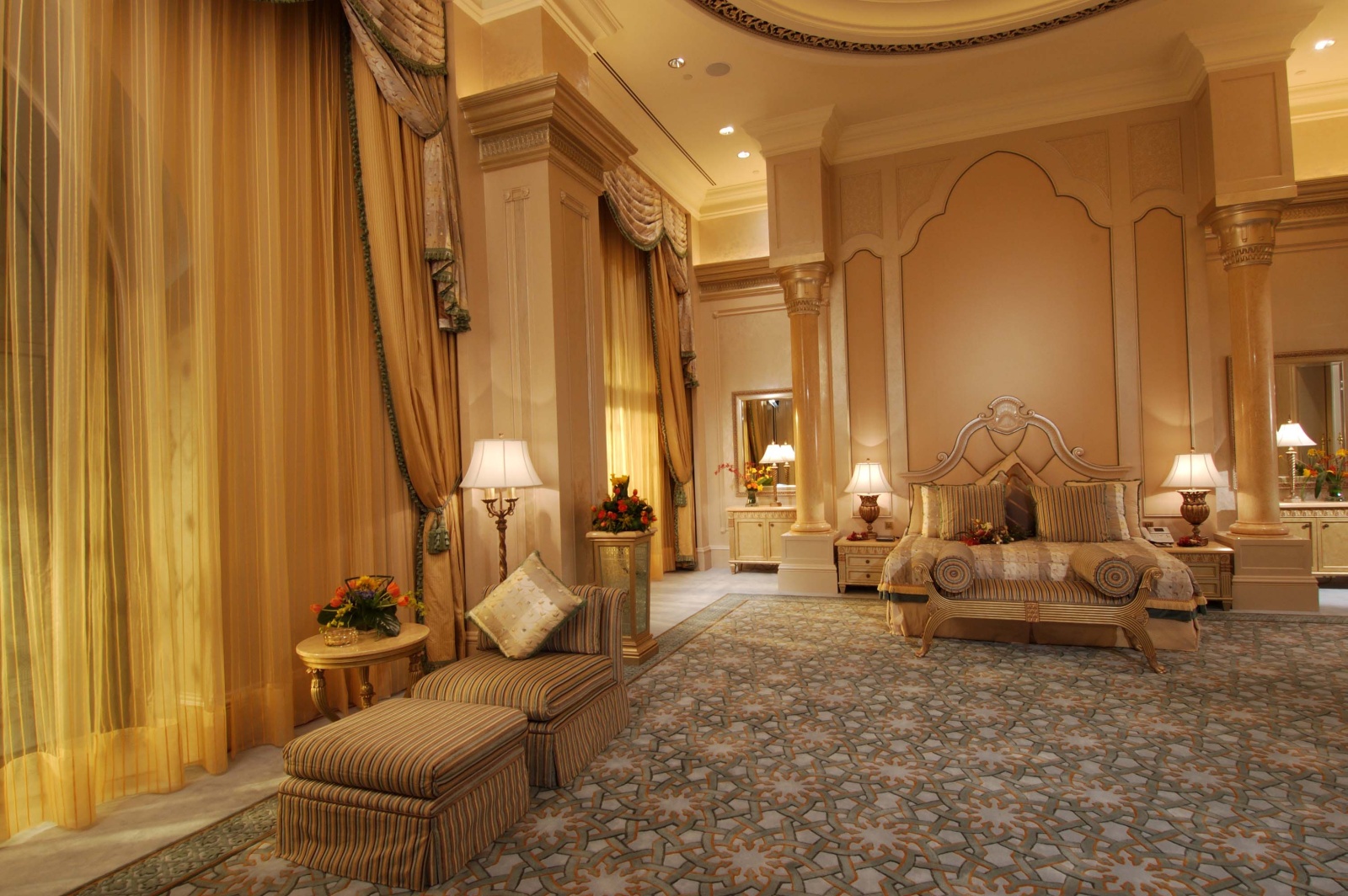 Отель emirates palace